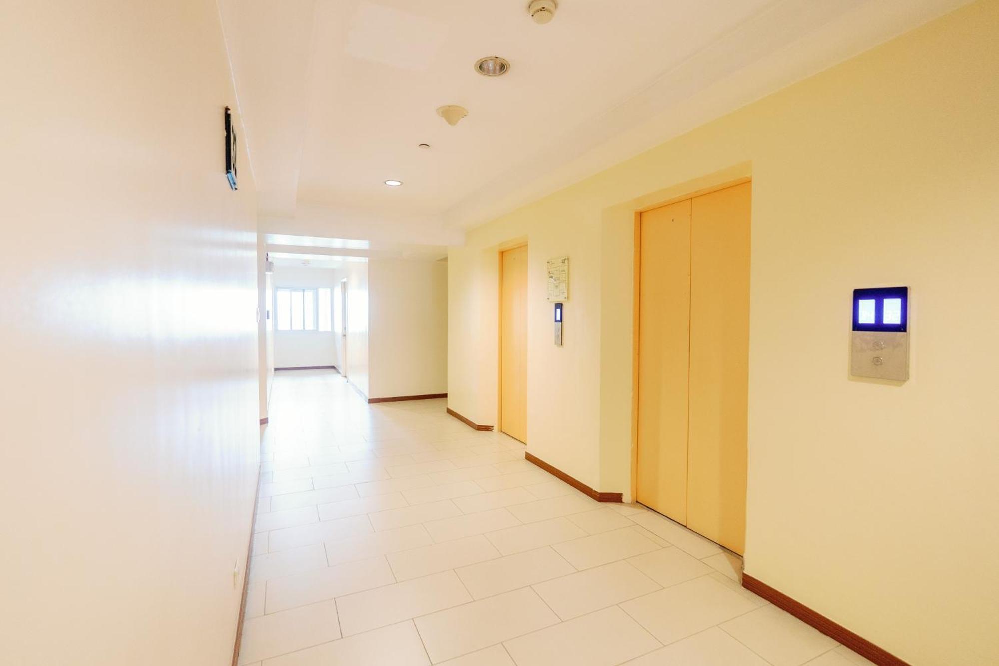 Cozy 2-Bedroom At South Of Market Soma Bgc Near Sm Aura, Market! Market! & Bonifacio High Street Taguig Exterior foto