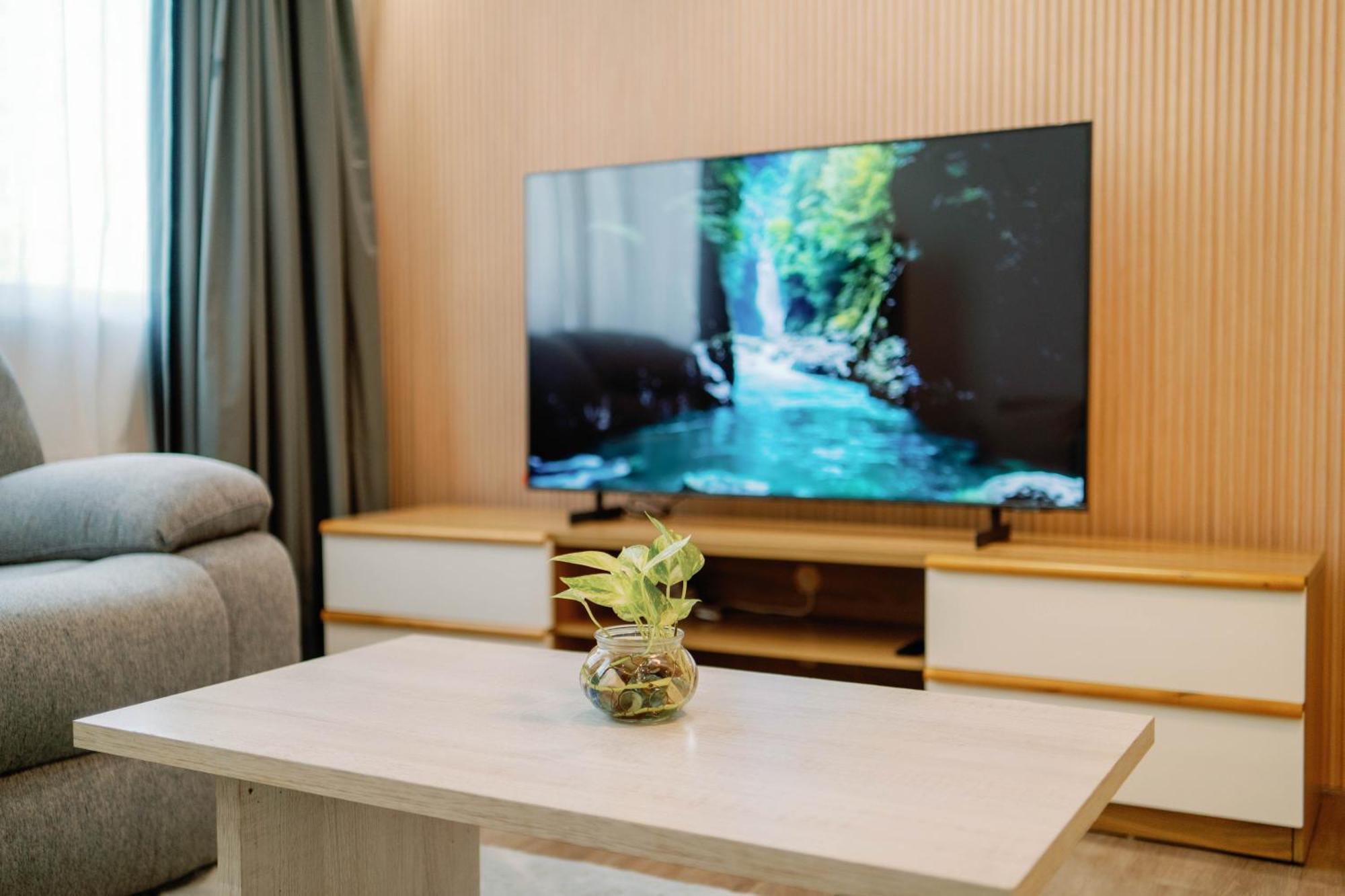 Cozy 2-Bedroom At South Of Market Soma Bgc Near Sm Aura, Market! Market! & Bonifacio High Street Taguig Exterior foto